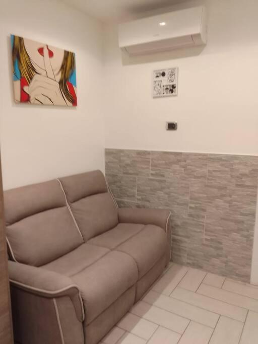 Oltre Me Apartment Bari Exterior foto